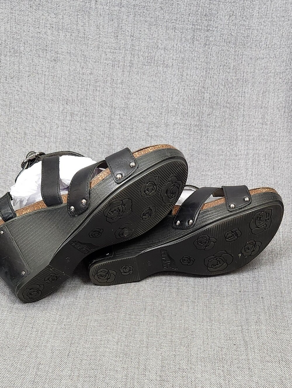 Dansko Frida Wedge Black Leather Strap Sandals. Size 40 - Picture 9 of 11